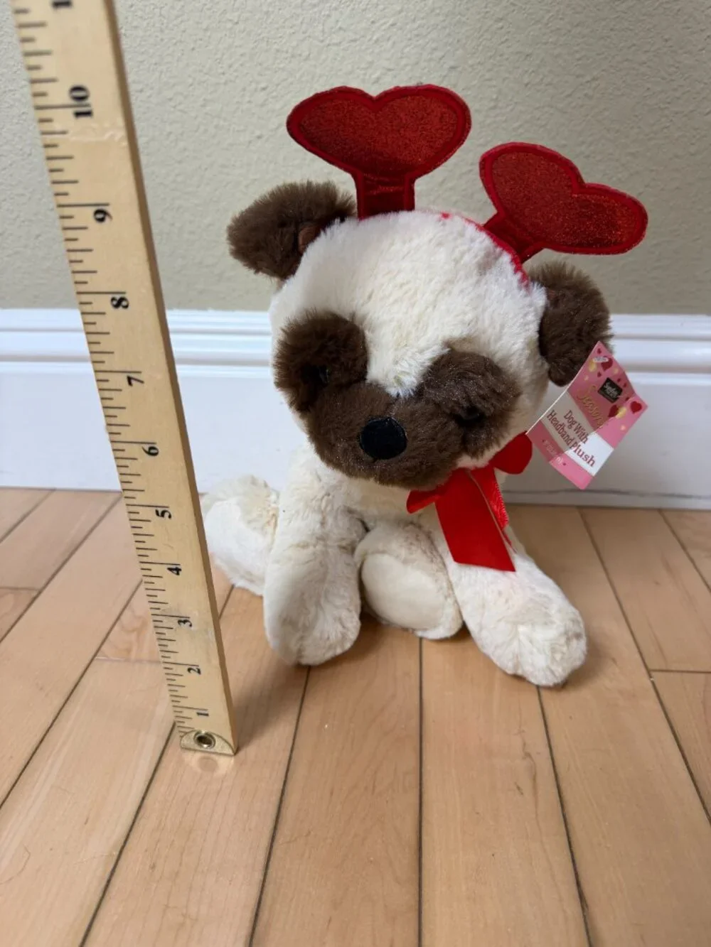 Signature Seasons Plush Stuffed Pug Dog Valentine's Day Heart Theme new NWT